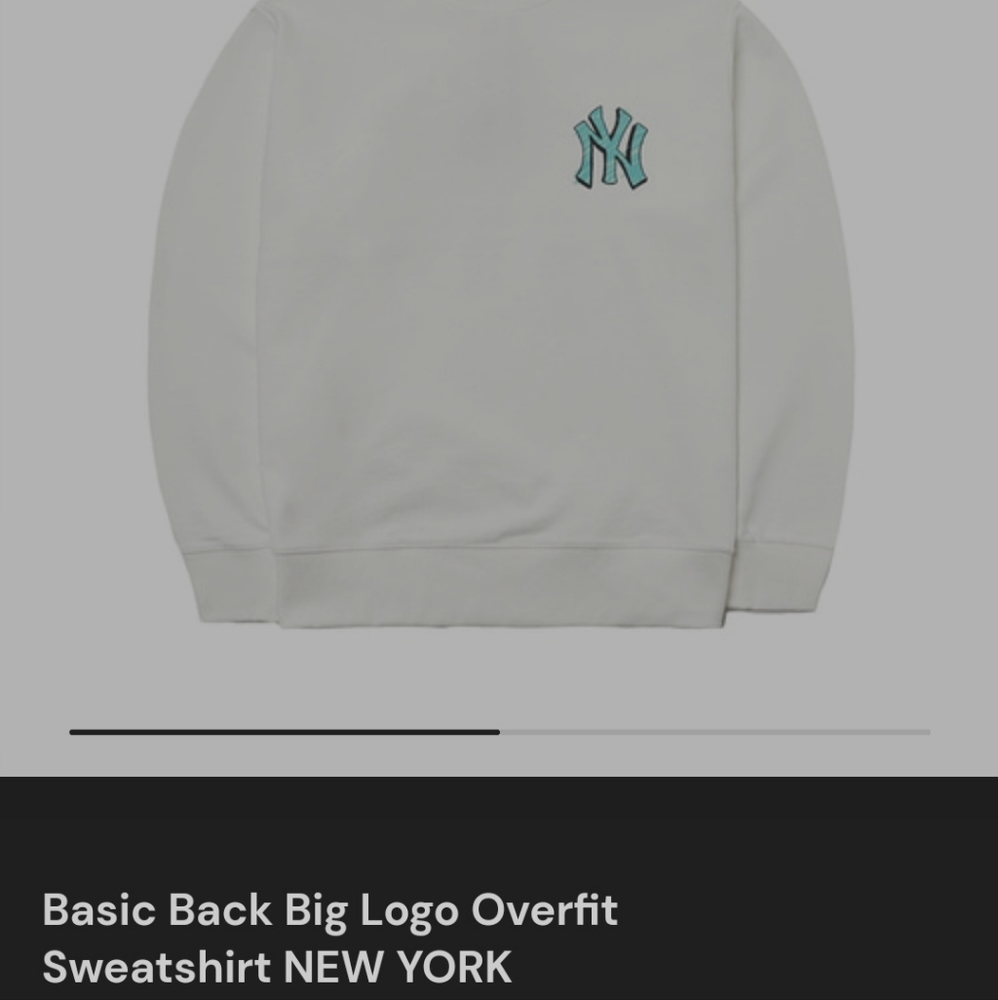MLB New York Yankees Big Logo Sweater